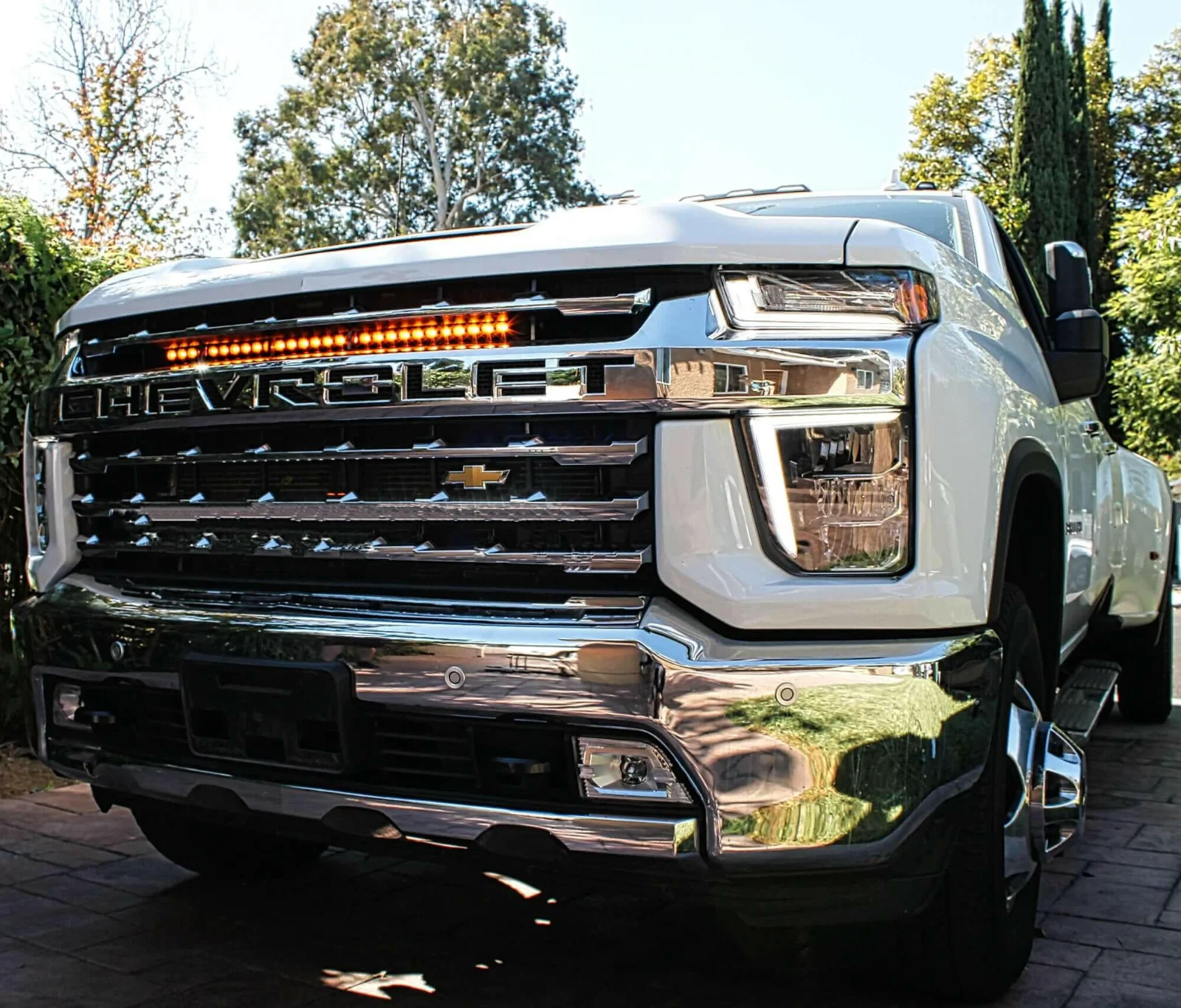 2020-2026-chevy-silverado-2500-3500hd-top-half-grille-led-light-bar-mount-rail-system-chevrol...webp 2020-2026-chevy-silverado-2500-3500hd-top-half-grille-led-light-bar-mount-rail-system-chevrol...webp