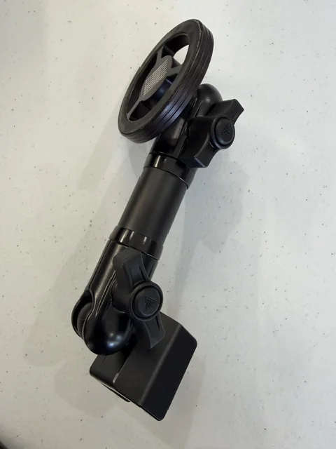 CHEVY CELLPHONE_B.webp