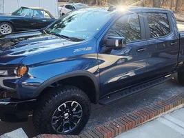 NEW 2022 ZR2