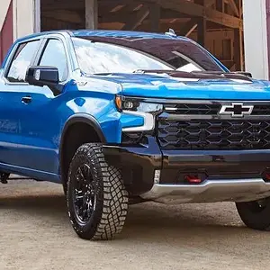 2022-Chevrolet-Silverado-ZR2-1500-Launch-Photos-Exterior-018-front-three-quarters-barn-720x405.jpeg