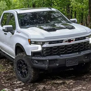 2023-chevrolet-silverado-zr2-bison-white1.jpg