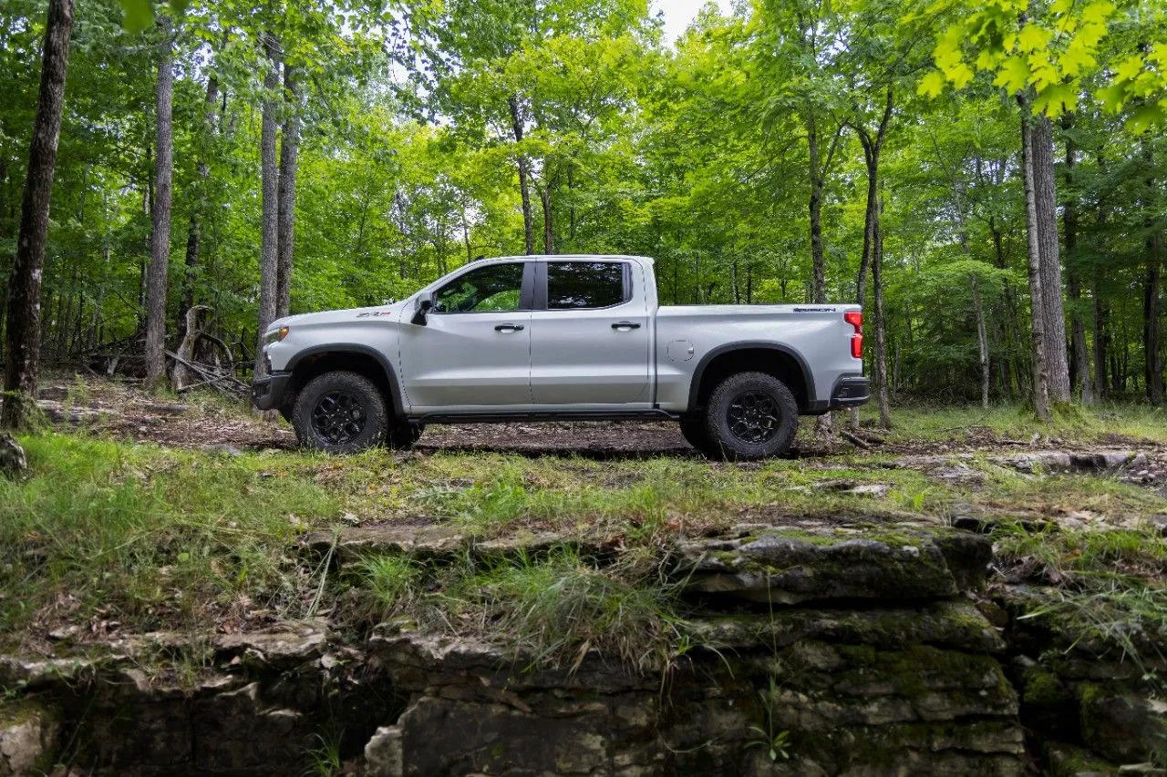 2023-Chevrolet-Silverado-ZR2-Bison-3523.jpg