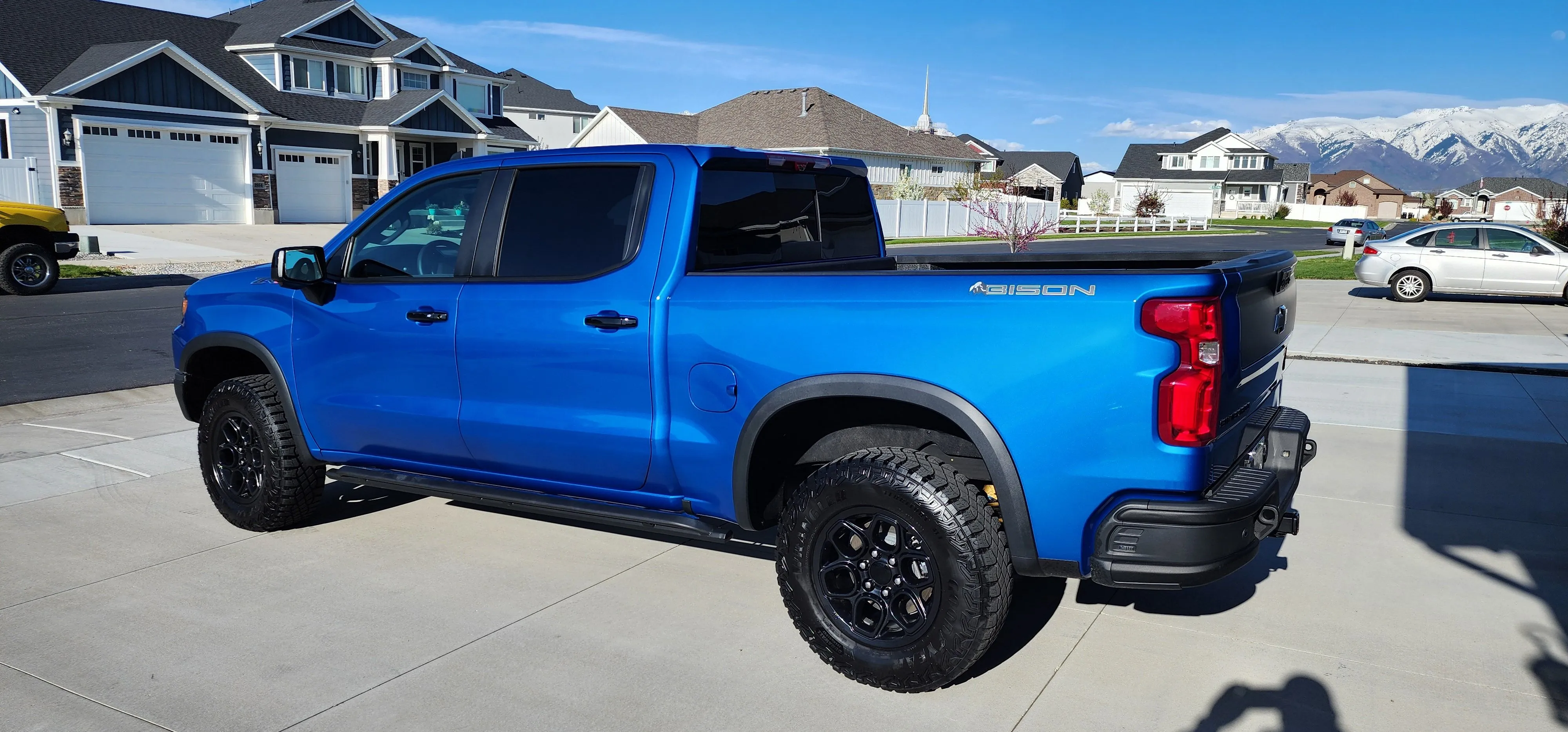 2023 ZR2 Bison1