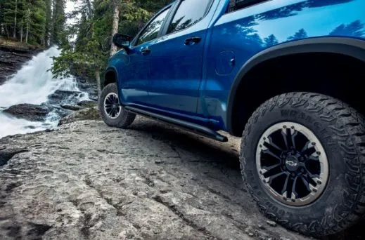 NEW ZR2 WHEEL.jpg