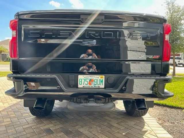 ZR2 Exhaust Tips1.jpg