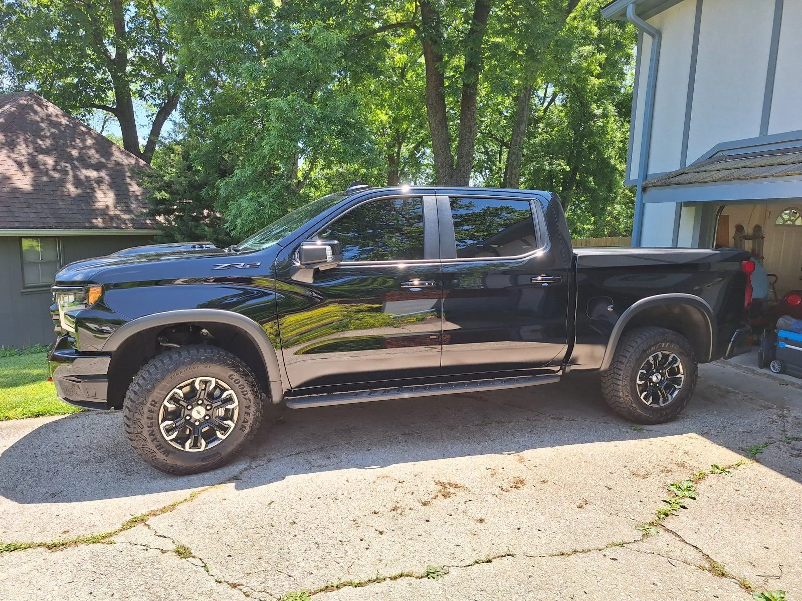 ZR2 side.jpg