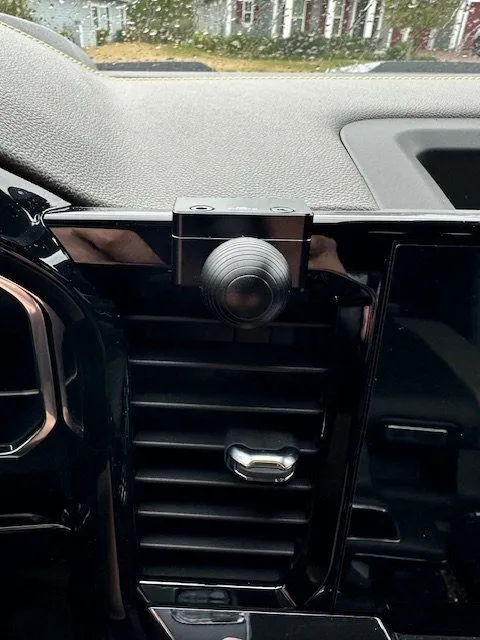 ZR2Phone Mount.jpg