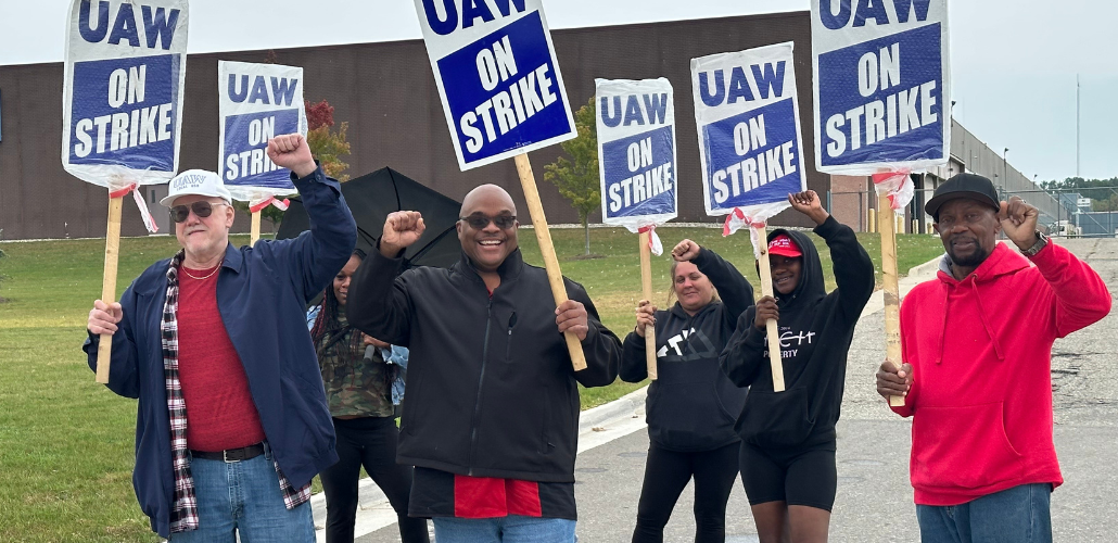 www.labornotes.org